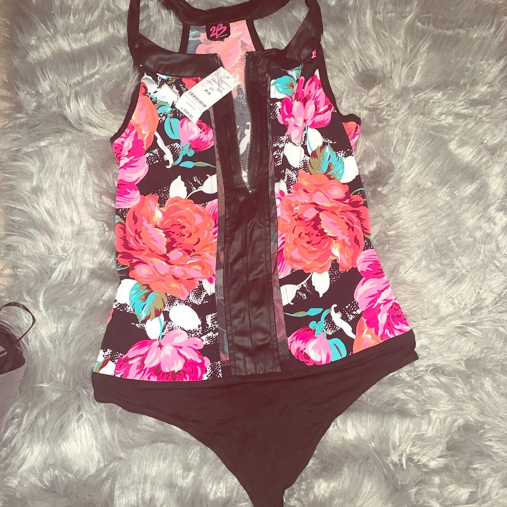 Floral mesh cut out Bebe bodysuit patent leather